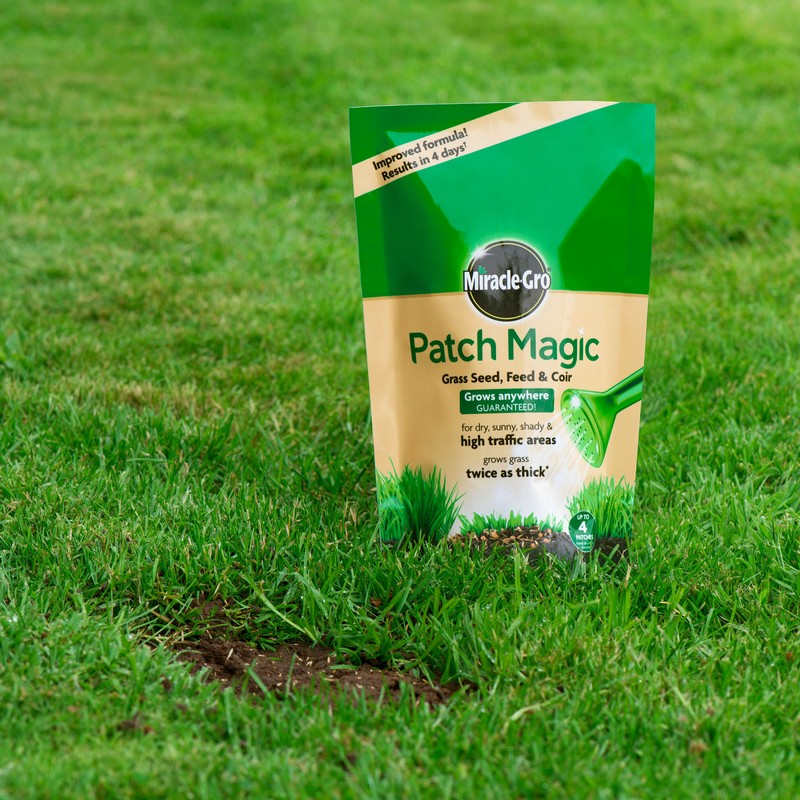 Miracle Gro 1.5kg Patch Magic Lawn Feed & Seed – Lathams of Potter Heigham