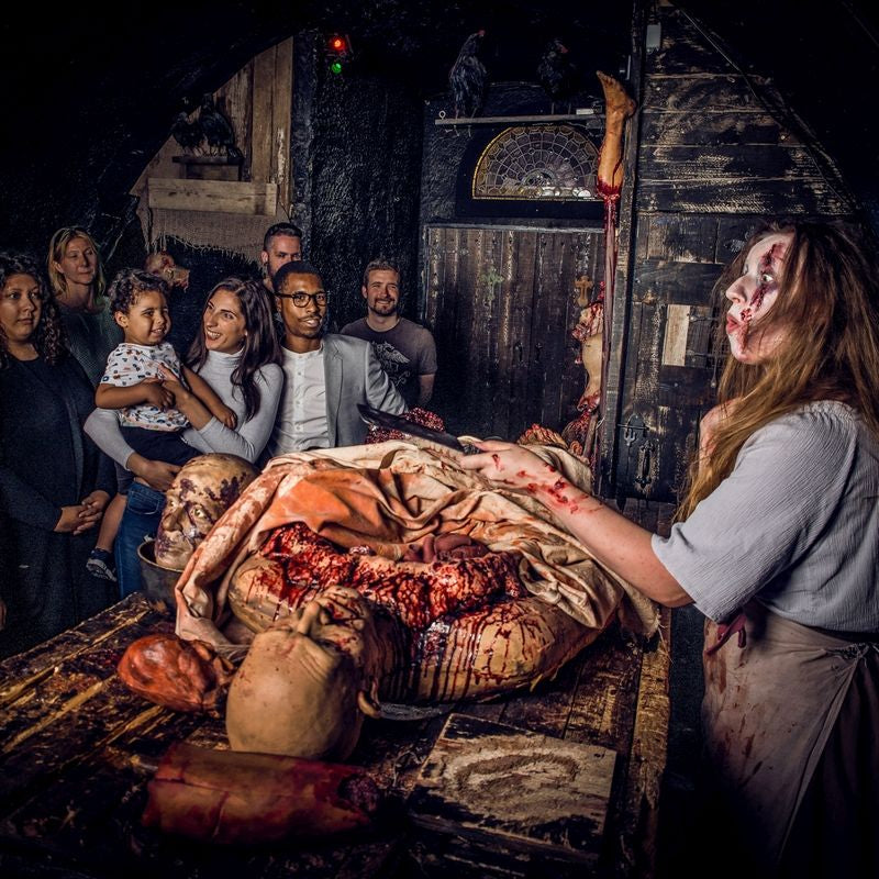 London Bridge and London Tombs - Gift Experience for Two