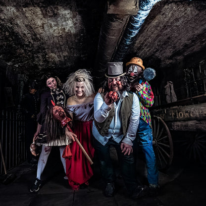 London Bridge and London Tombs - Gift Experience for Two