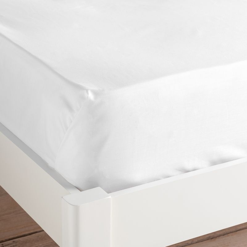 Hamilton McBride King Size White Fitted Sheet